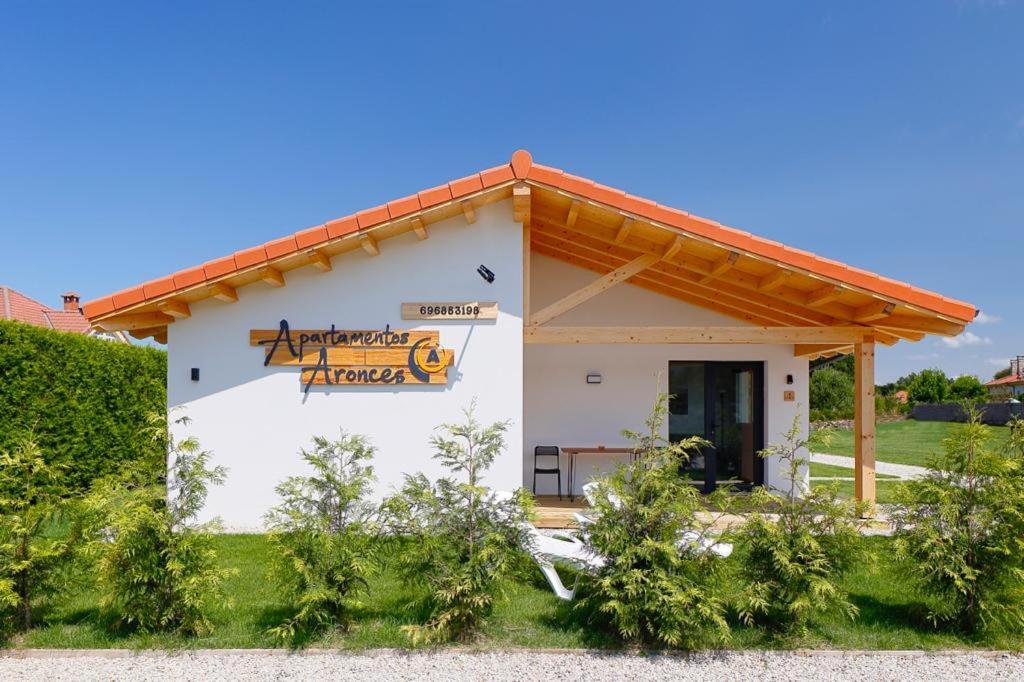 Apartamentos Aronces Кудильеро Экстерьер фото